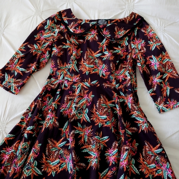 Hearts & Roses rockabilly tropical floral print midi dress. Size 12 - Picture 2 of 15